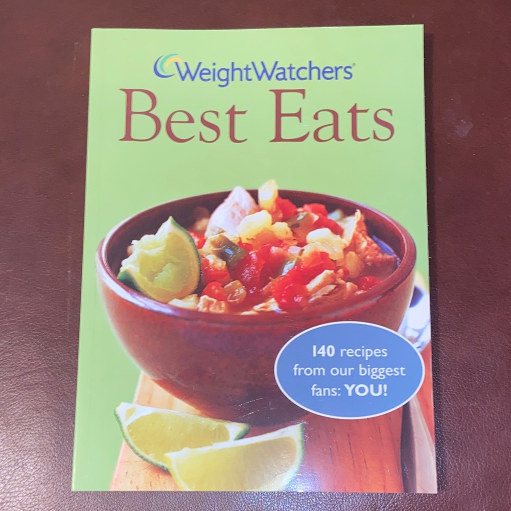 Weight Watchers Best Eats Cookbook with Green Cover